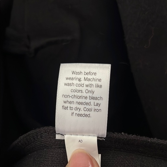 Croft & Barrow. Women's Black Double-Breasted Coat - Picture 4 of 8